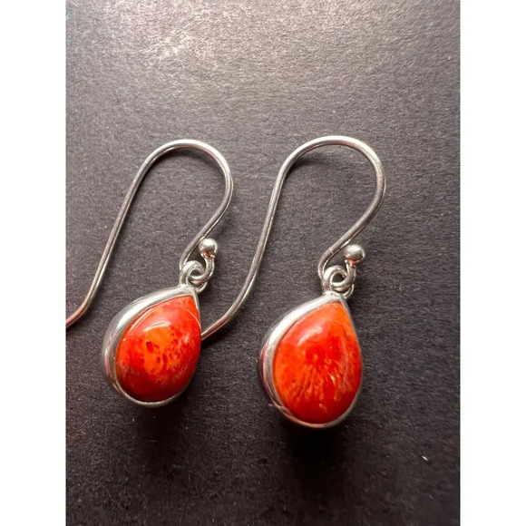 Red sponge coral sterling silver teardrop earrings - Picture 1 of 11